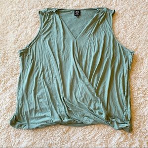 Women’s BOBEAU wrap tank top sage green 4x